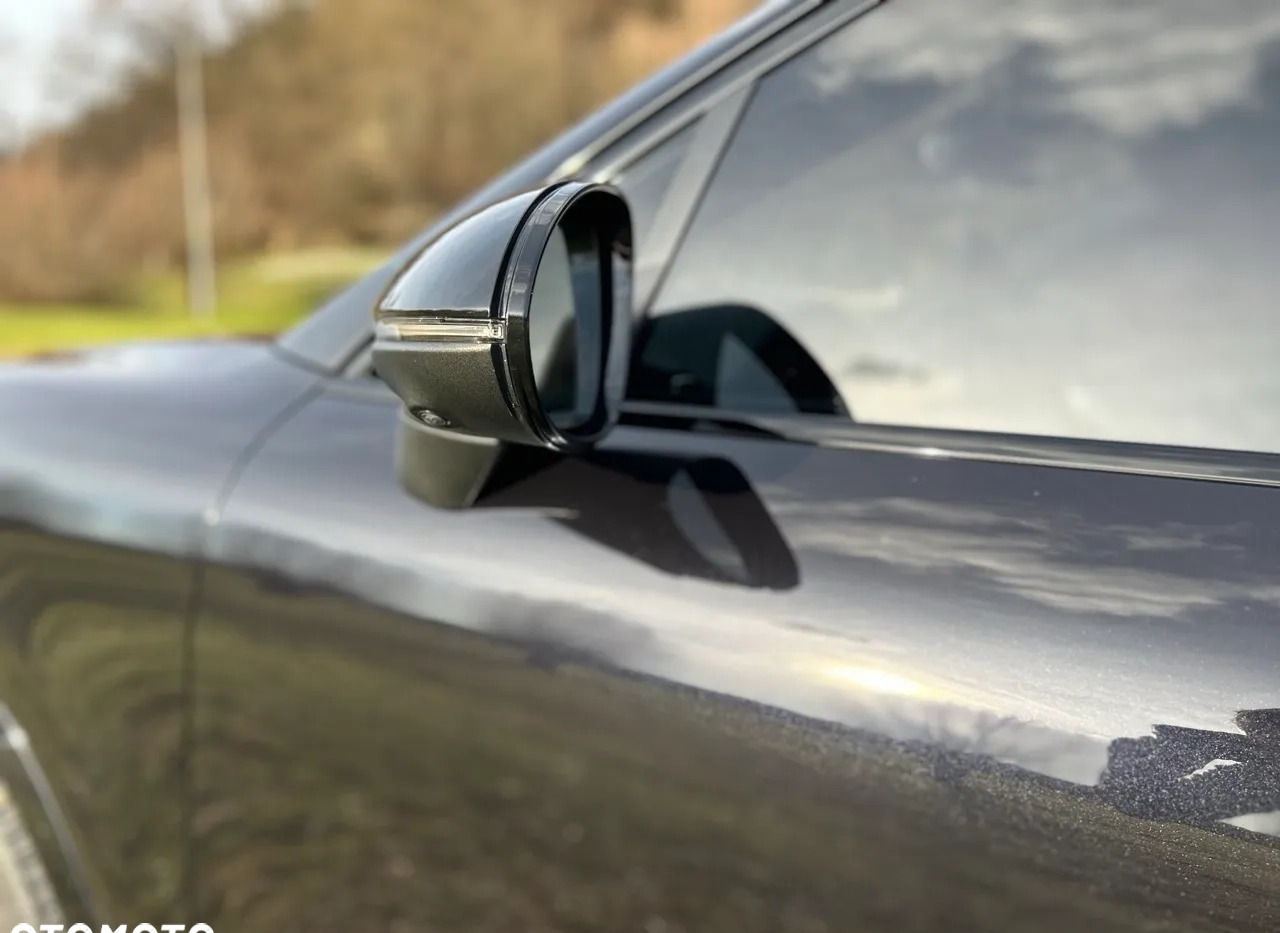 Porsche Cayenne cena 279900 przebieg: 86100, rok produkcji 2019 z Kraków małe 781
